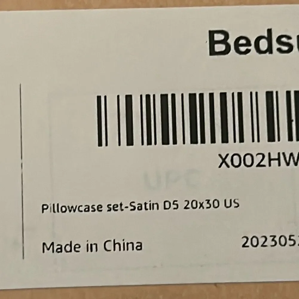 2 New Bedsure pink satin 20 x 30 pillowcases set of two